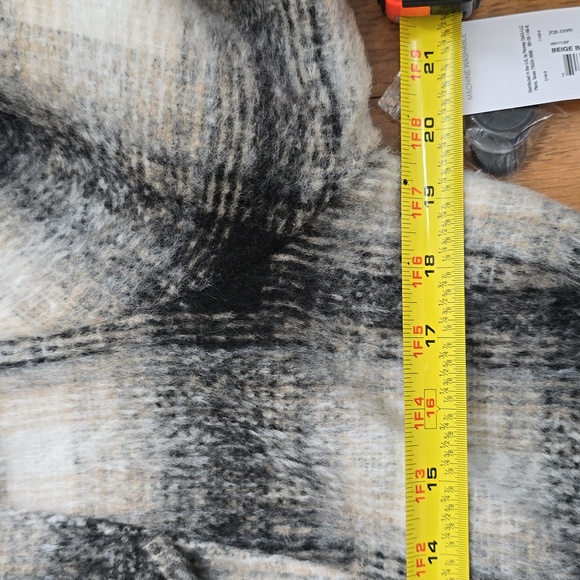 LIZ CLAIBORNE WOMEN'S BLACK, BEIGE AND WHITE COAT SIZE SMALL - Picture 10 of 16